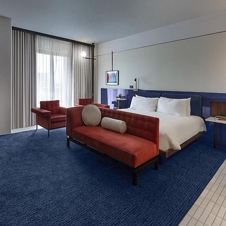 Hotel Haya Tampa Exterior photo