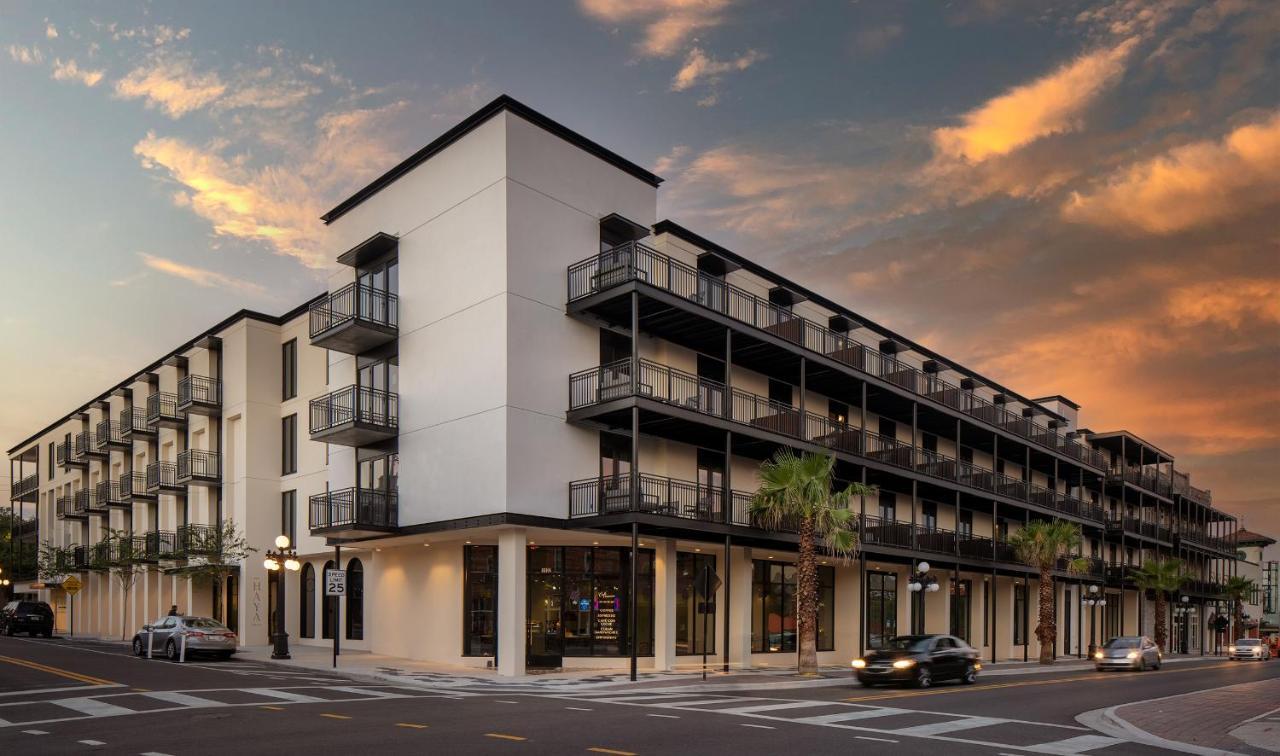 Hotel Haya Tampa Exterior photo