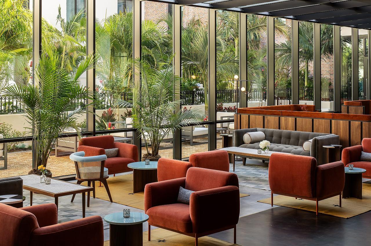 Hotel Haya Tampa Exterior photo