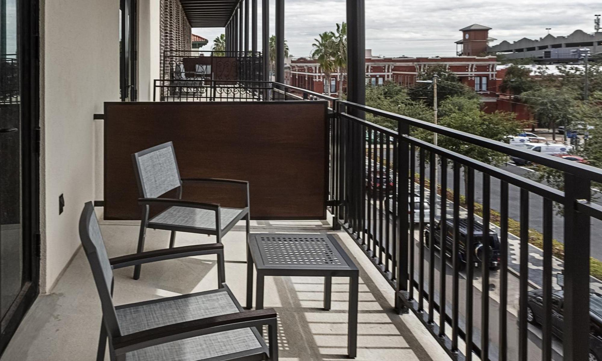 Hotel Haya Tampa Exterior photo